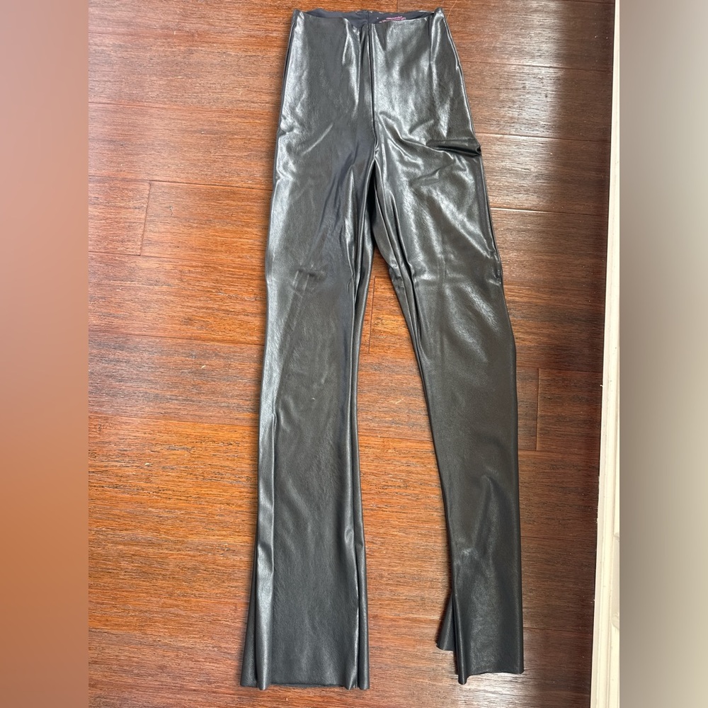 Commando Black Leggings with Pink Logo Print